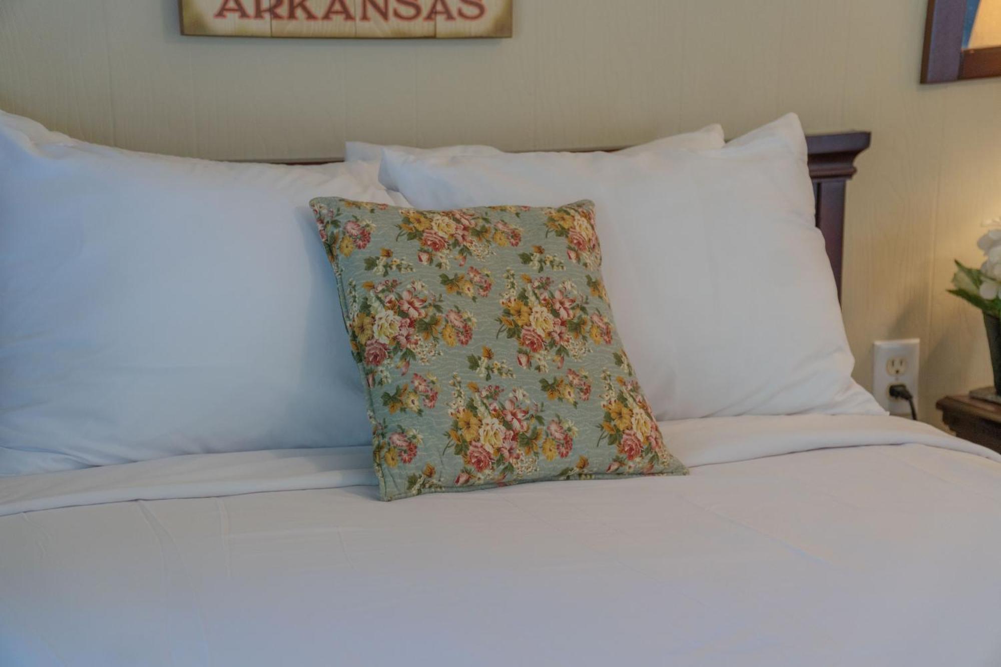 Carlton Marion Inn Yellville Zimmer foto